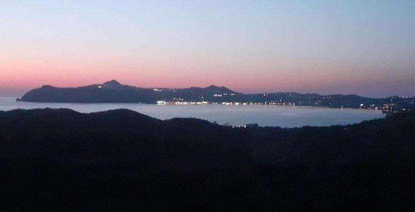 Villa Vigla Zefiría Eksteriør bilde
